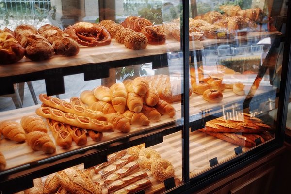 Quels sont les ingrédients pour faire du pain ?