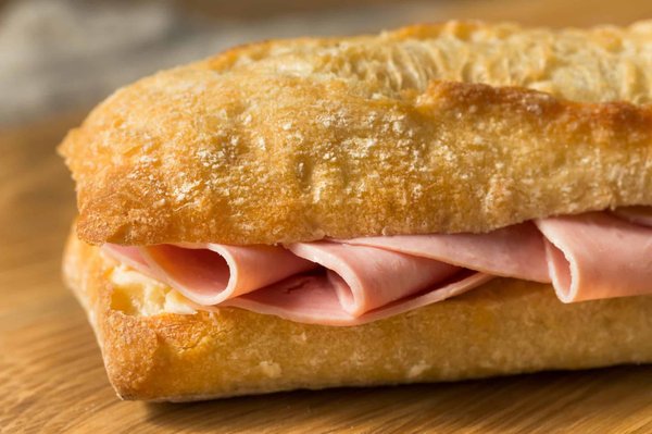 Origine, caractéristiques et utilisation des jambons et épaules ibériques en cuisine